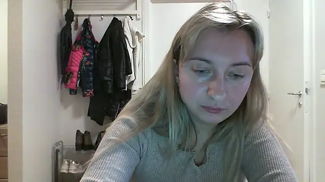 SusanCurt online show from 10-13-25, 08:36