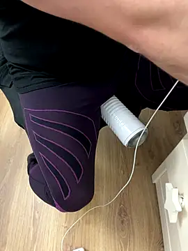 Mindnorthcam2 online show from 11-30-25, 10:52