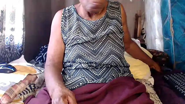 Snapshot of NaughtyGranny chatting on 03-29-26, 01:22 NaughtyGranny online show from 03-29-26, 01:22