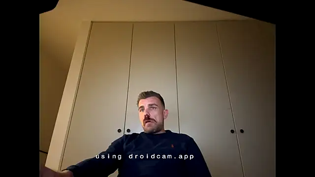 Snapshot of mrbigballs chatting on 09-25-25, 08:01 mrbigballs online show from 09-25-25, 08:01