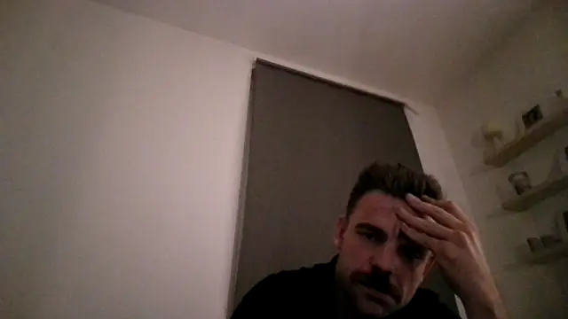 Snapshot of mrbigballs chatting on 10-07-25, 07:22 mrbigballs online show from 10-07-25, 07:22