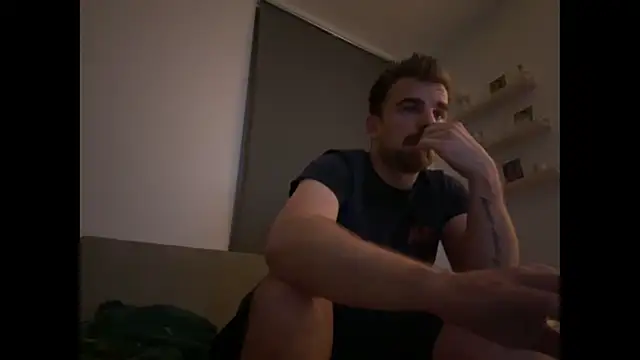 Snapshot of mrbigballs chatting on 11-20-25, 09:58 mrbigballs online show from 11-20-25, 09:58