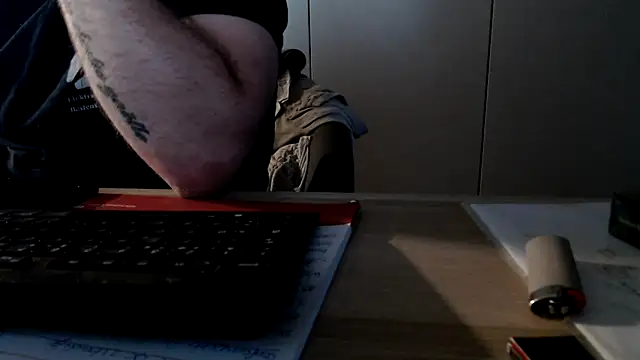 Snapshot of mrbigballs chatting on 05-11-26, 07:33 mrbigballs online show from 05-11-26, 07:33