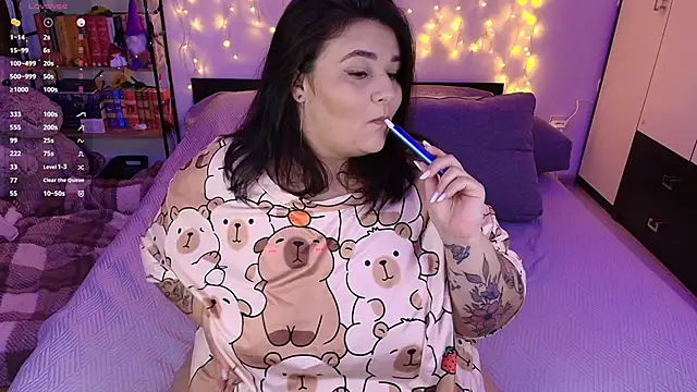 Snapshot of naughtykiss chatting on 11-16-25, 07:14 naughtykiss online show from 11-16-25, 07:14