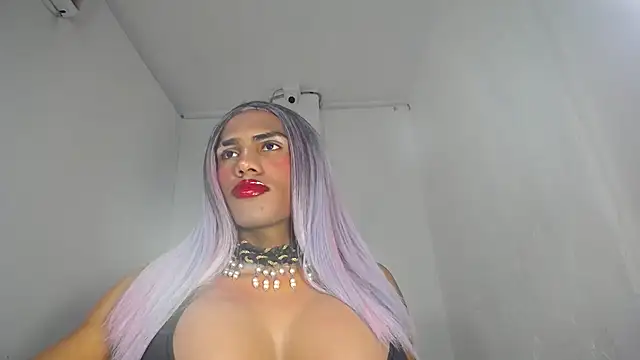 Snapshot of paulabigcock chatting on 03-18-25, 07:53 paulabigcock online show from 03-18-25, 07:53