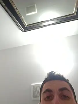 Snapshot of jaymi1212 chatting on 11-08-25, 05:40 jaymi1212 online show from 11-08-25, 05:40