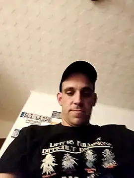 Codymc89 online show from 10-19-25, 09:59