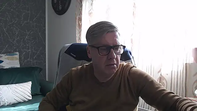 Snapshot of RobertStripX chatting on 03-14-26, 10:32 RobertStripX online show from 03-14-26, 10:32