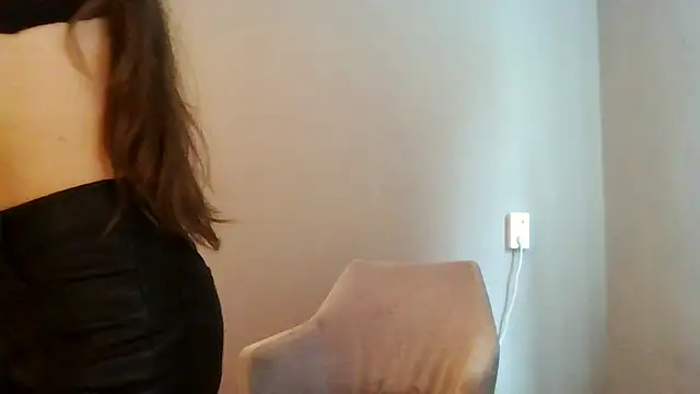 avajade online show from 10-06-25, 09:18