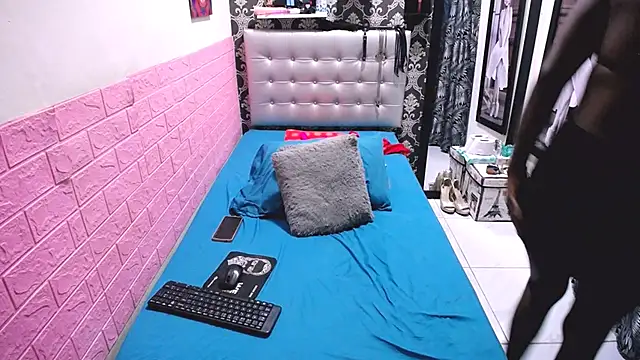 Snapshot of stNatashaBrunette chatting on 01-10-25, 07:35 stNatashaBrunette online show from 01-10-25, 07:35