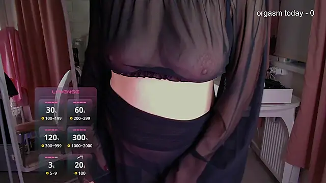 Snapshot of JuliaVilnet chatting on 02-11-25, 05:16 JuliaVilnet online show from 02-11-25, 05:16