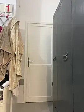 Snapshot of ANONIMO7735 chatting on 03-02-25, 01:05 ANONIMO7735 online show from 03-02-25, 01:05