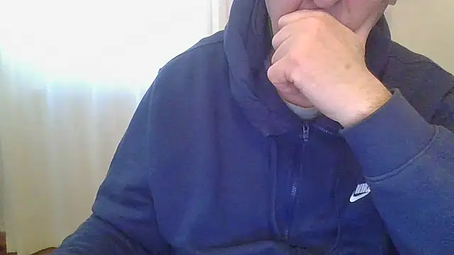 Snapshot of ANONIMO7735 chatting on 03-08-25, 02:40 ANONIMO7735 online show from 03-08-25, 02:40