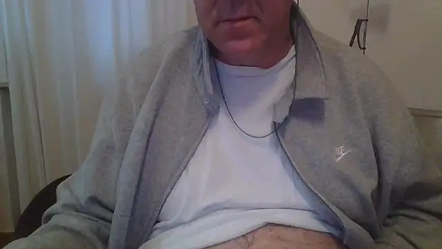 Snapshot of ANONIMO7735 chatting on 03-11-25, 05:38 ANONIMO7735 online show from 03-11-25, 05:38