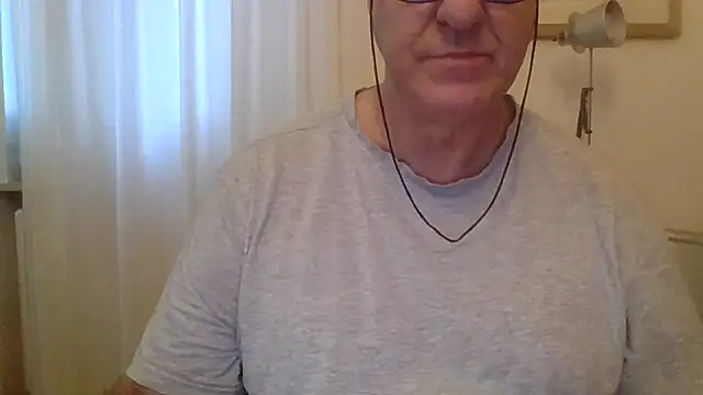 Snapshot of ANONIMO7735 chatting on 09-13-25, 05:07 ANONIMO7735 online show from 09-13-25, 05:07