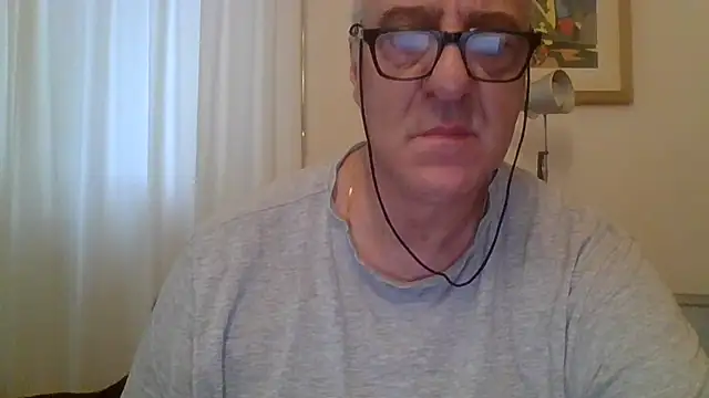 Snapshot of ANONIMO7735 chatting on 09-17-25, 05:09 ANONIMO7735 online show from 09-17-25, 05:09