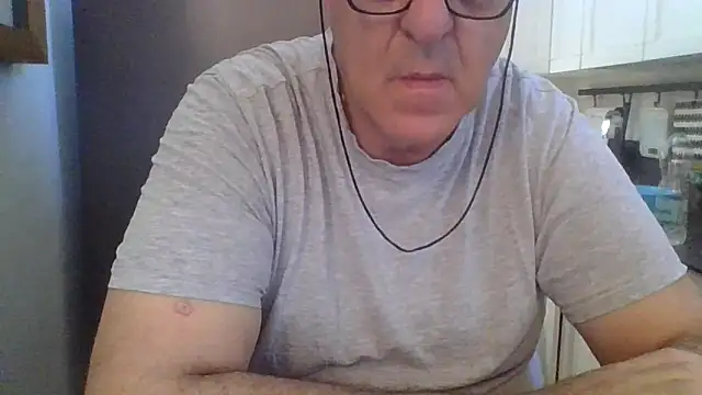 Snapshot of ANONIMO7735 chatting on 09-21-25, 10:28 ANONIMO7735 online show from 09-21-25, 10:28