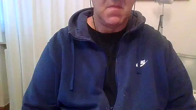 Snapshot of ANONIMO7735 chatting on 10-04-25, 05:16 ANONIMO7735 online show from 10-04-25, 05:16