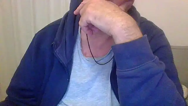 Snapshot of ANONIMO7735 chatting on 10-10-25, 05:01 ANONIMO7735 online show from 10-10-25, 05:01