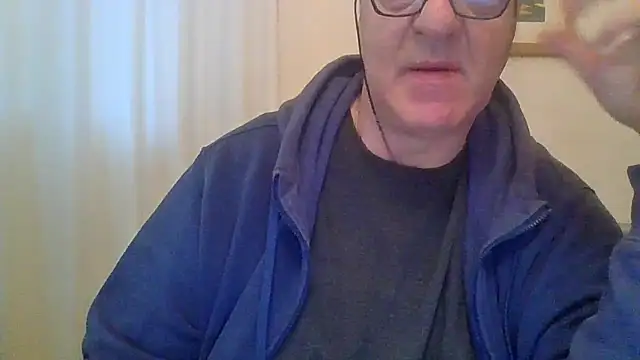 Snapshot of ANONIMO7735 chatting on 10-23-25, 05:18 ANONIMO7735 online show from 10-23-25, 05:18