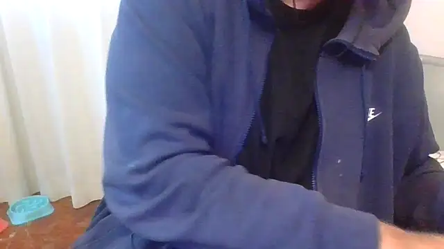 Snapshot of ANONIMO7735 chatting on 11-11-25, 05:40 ANONIMO7735 online show from 11-11-25, 05:40