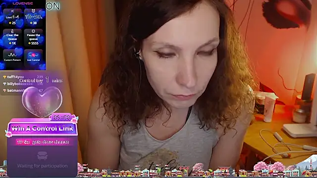 Snapshot of JohansonKatie chatting on 02-15-25, 12:26 JohansonKatie online show from 02-15-25, 12:26