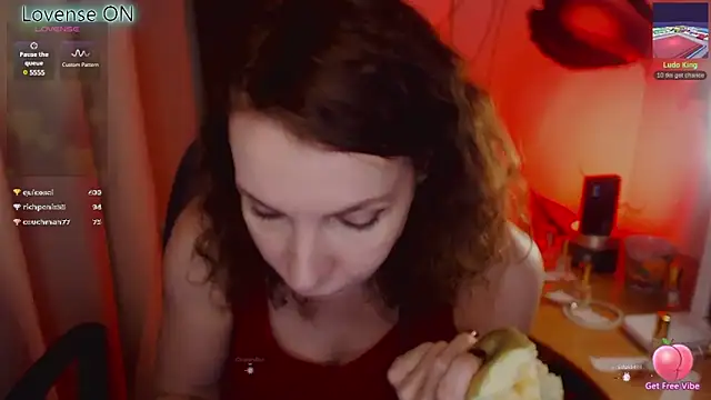 Snapshot of JohansonKatie chatting on 03-09-25, 03:11 JohansonKatie online show from 03-09-25, 03:11