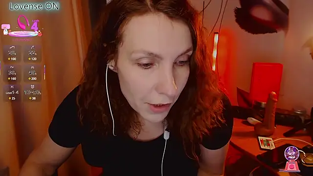 Snapshot of JohansonKatie chatting on 03-21-25, 07:22 JohansonKatie online show from 03-21-25, 07:22