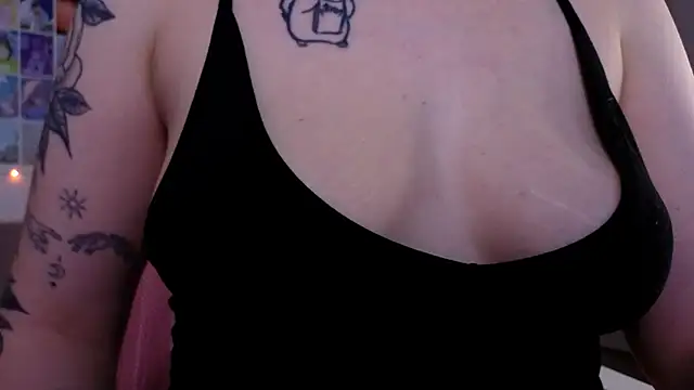 Snapshot of MilenaSaint chatting on 01-30-25, 09:04 MilenaSaint online show from 01-30-25, 09:04