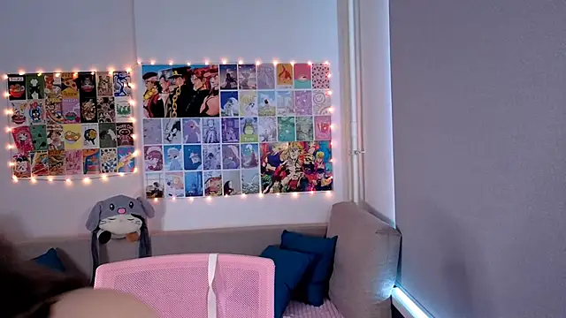 Snapshot of MilenaSaint chatting on 03-08-25, 06:43 MilenaSaint online show from 03-08-25, 06:43