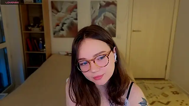 MilenaSaint online show from 04-16-26, 04:13