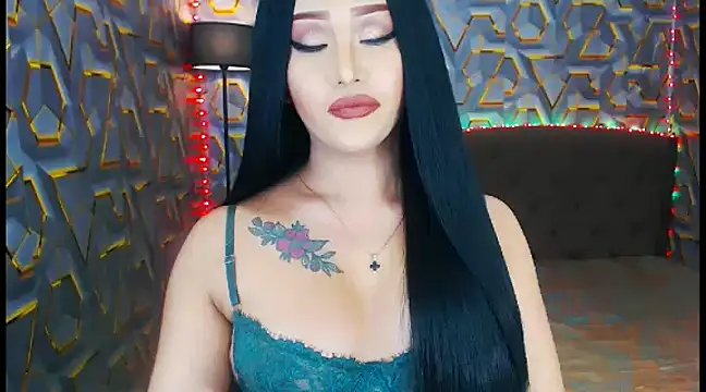 KylieMaxwellCaulfield TS online show from 01-23-25, 01:41