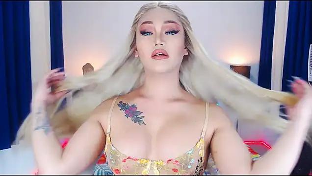 KylieMaxwellCaulfield TS online show from 10-31-25, 05:30