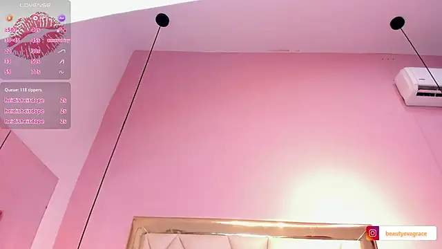 Snapshot of Eva_Grace_ chatting on 01-07-25, 01:57 Eva Grace  online show from 01-07-25, 01:57