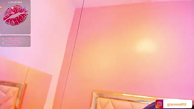 Snapshot of Eva_Grace_ chatting on 10-20-25, 01:39 Eva Grace  online show from 10-20-25, 01:39