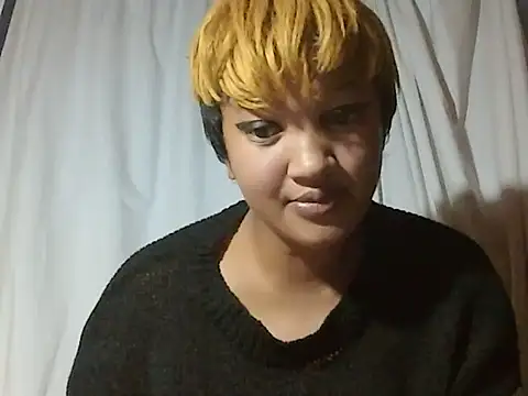 AVRILA online show from 12-16-25, 06:51