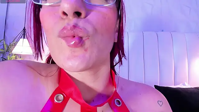 naughty flower18 online show from 12-18-24, 01:59