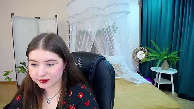 NicoleFoxery online show from 03-09-25, 12:31