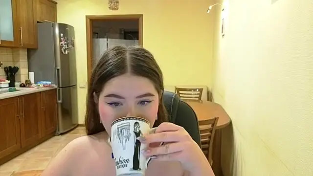 NicoleFoxery online show from 02-05-26, 03:22