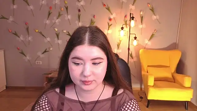 NicoleFoxery online show from 04-27-26, 06:17