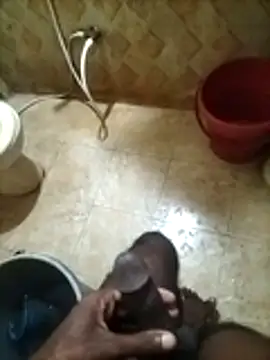 Snapshot of naxus@xh chatting on 10-30-25, 06:52 naxusxh online show from 10-30-25, 06:52