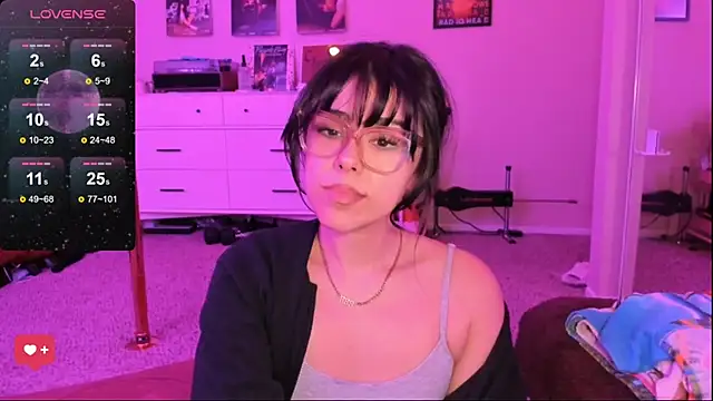 Evie-Luna online show from 02-09-25, 03:43