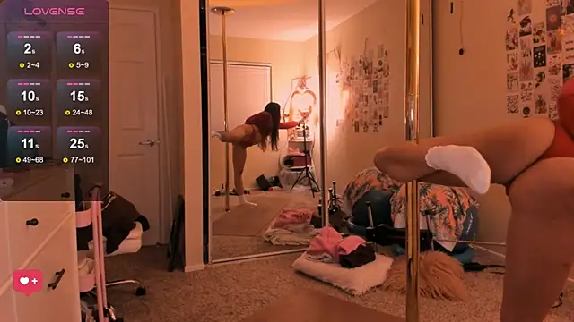 Evie-Luna online show from 10-12-25, 02:43