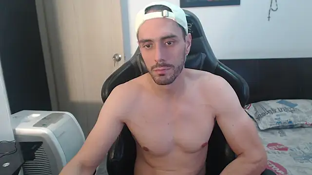 samuelgarcia  online show from 03-18-25, 08:36