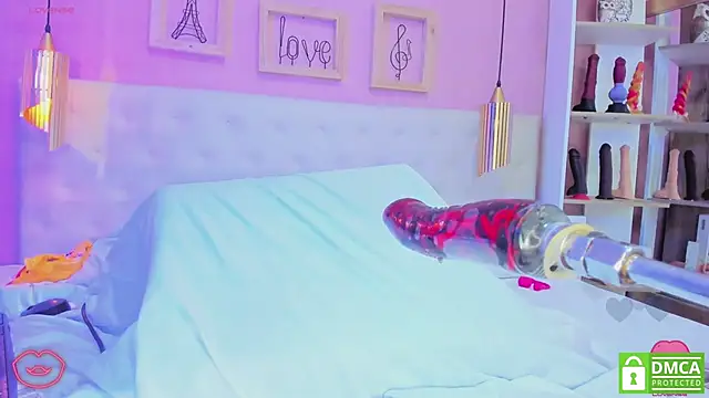 leylla  online show from 03-25-26, 07:53