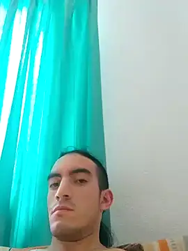 TommyMomentum online show from 12-17-24, 03:06