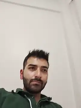 Beyefendistannbul online show from 05-13-26, 02:09