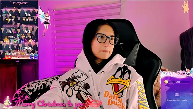 Snapshot of Luniverse chatting on 12-31-24, 07:29 Luniverse online show from 12-31-24, 07:29