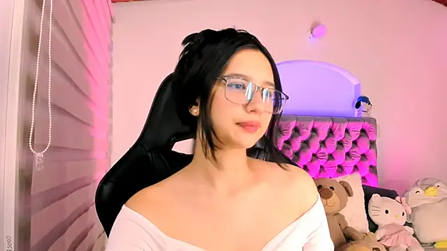 Luniverse online show from 12-01-25, 08:36