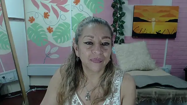 Snapshot of ZAMANTHA chatting on 02-15-25, 09:15 ZAMANTHA online show from 02-15-25, 09:15